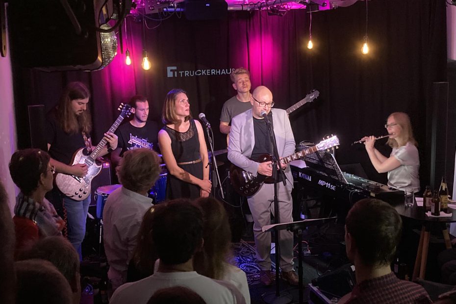 Truckerhausband