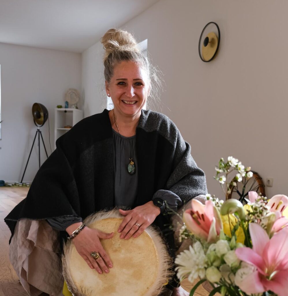 Bettina Zeilhofer, Trommel, Blumen